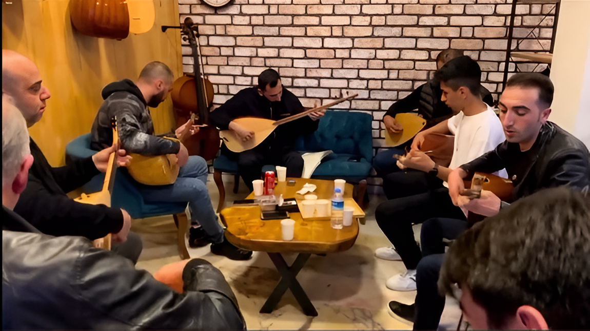 Ali Aksöz saz eğitimi